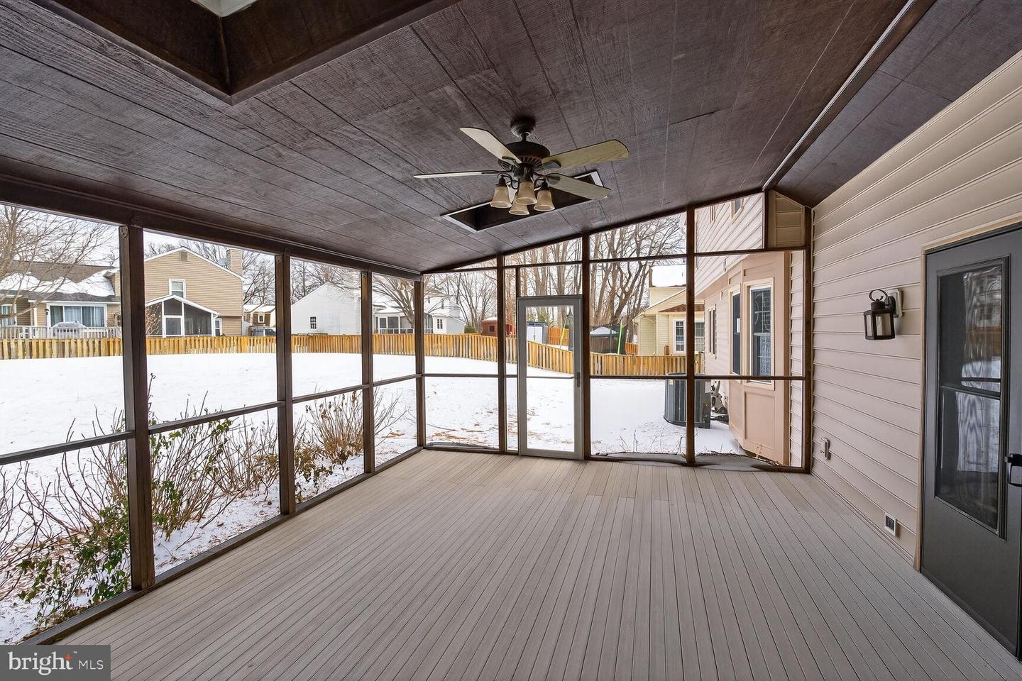 8836 SHADOWLAKE WAY, SPRINGFIELD, Virginia 22153, 4 Bedrooms Bedrooms, 8 Rooms Rooms,3 BathroomsBathrooms,Residential,For sale,8836 SHADOWLAKE WAY,VAFX2290544 MLS # VAFX2290544