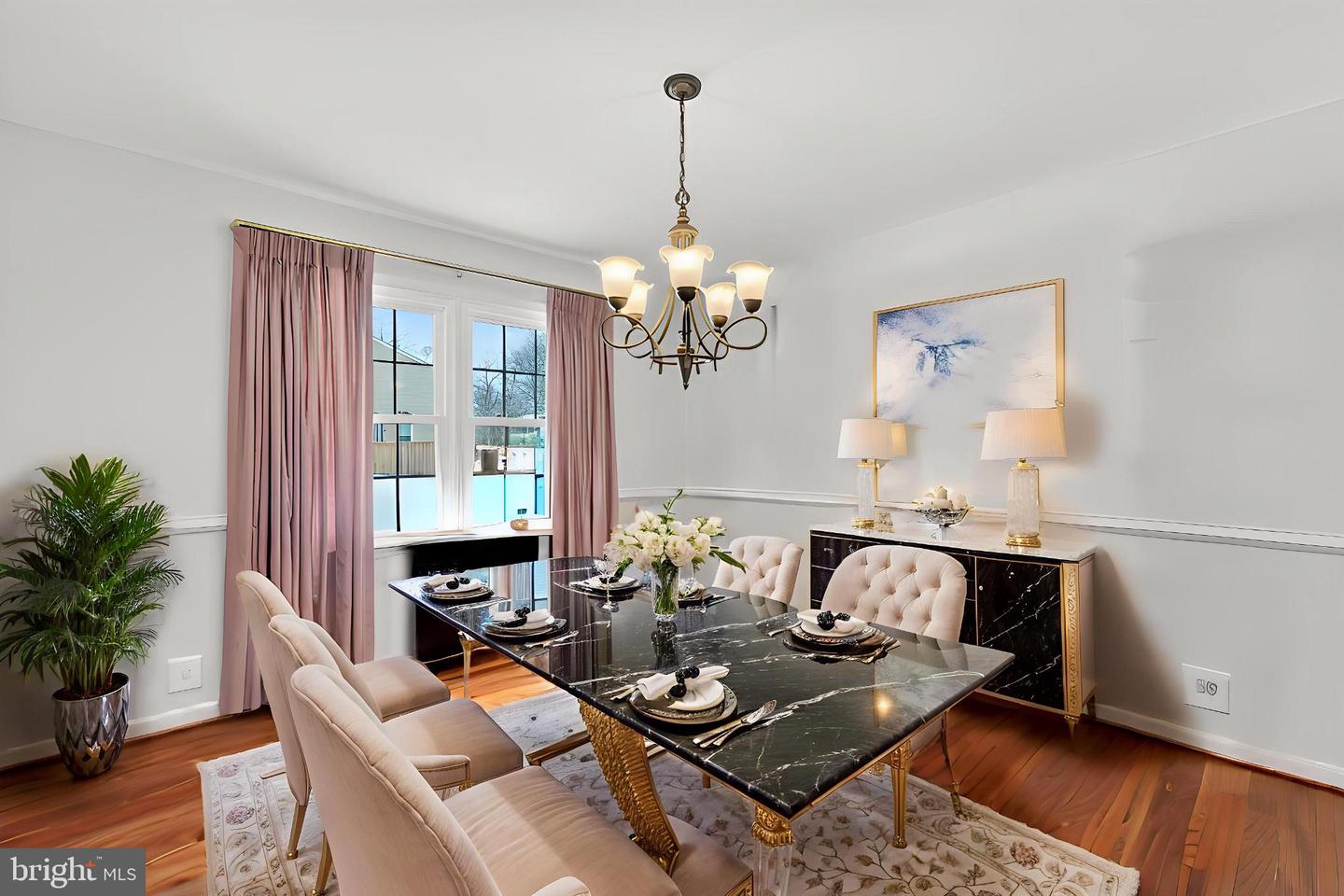 8836 SHADOWLAKE WAY, SPRINGFIELD, Virginia 22153, 4 Bedrooms Bedrooms, 8 Rooms Rooms,3 BathroomsBathrooms,Residential,For sale,8836 SHADOWLAKE WAY,VAFX2290544 MLS # VAFX2290544