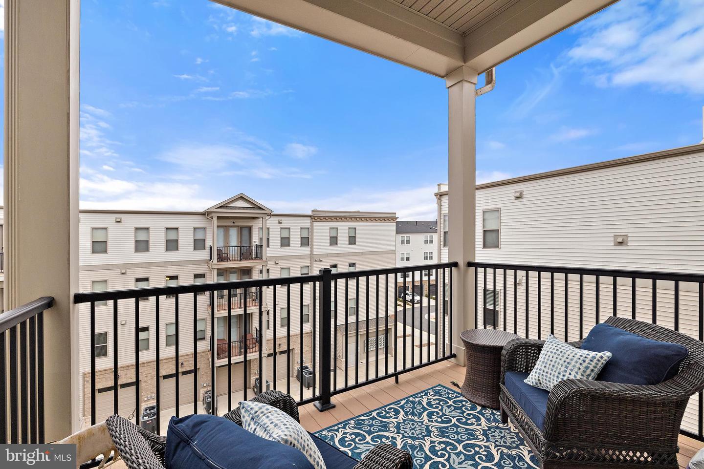 23630 HAVELOCK WALK TER #402, ASHBURN, Virginia 20148, 2 Bedrooms Bedrooms, ,2 BathroomsBathrooms,Residential,For sale,23630 HAVELOCK WALK TER #402,VALO2115762 MLS # VALO2115762 23630 HAVELOCK WALK TER #402, ASHBURN, Virginia 20148, 2 Bedrooms Bedrooms, ,2 BathroomsBathrooms,Residential,For sale,23630 HAVELOCK WALK TER #402,VALO2115762 MLS # VALO2115762