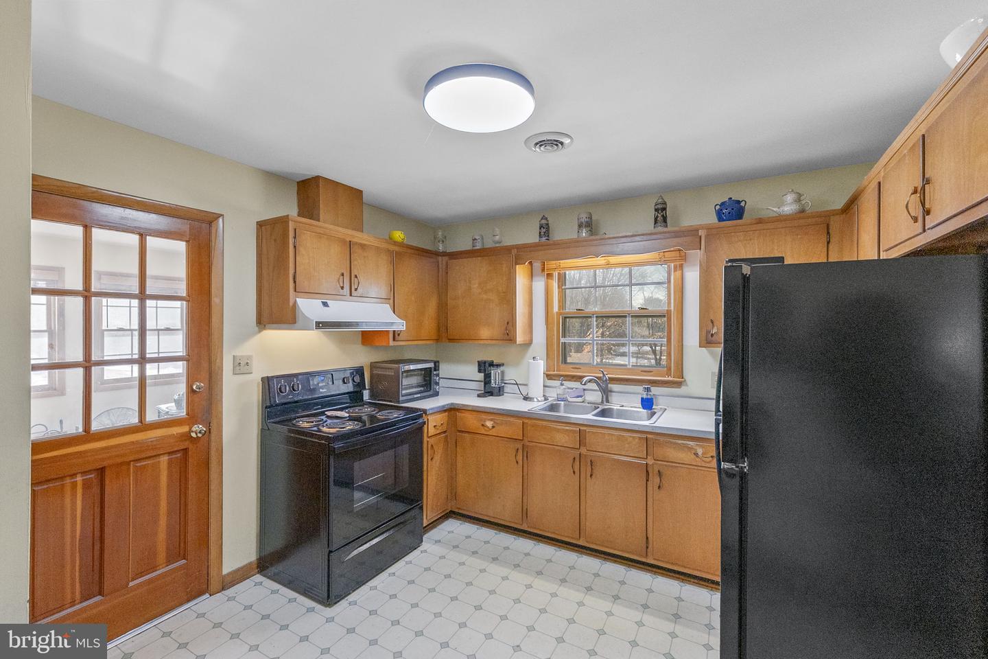 623 W SPRING ST, WOODSTOCK, Virginia 22664, 3 Bedrooms Bedrooms, ,3 BathroomsBathrooms,Residential,For sale,623 W SPRING ST,VASH2013566 MLS # VASH2013566