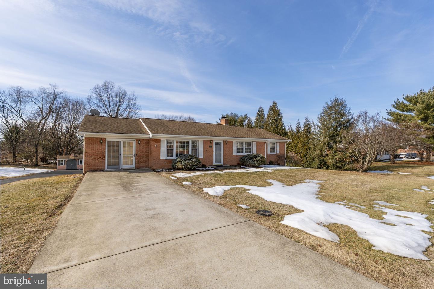 623 W SPRING ST, WOODSTOCK, Virginia 22664, 3 Bedrooms Bedrooms, ,3 BathroomsBathrooms,Residential,For sale,623 W SPRING ST,VASH2013566 MLS # VASH2013566