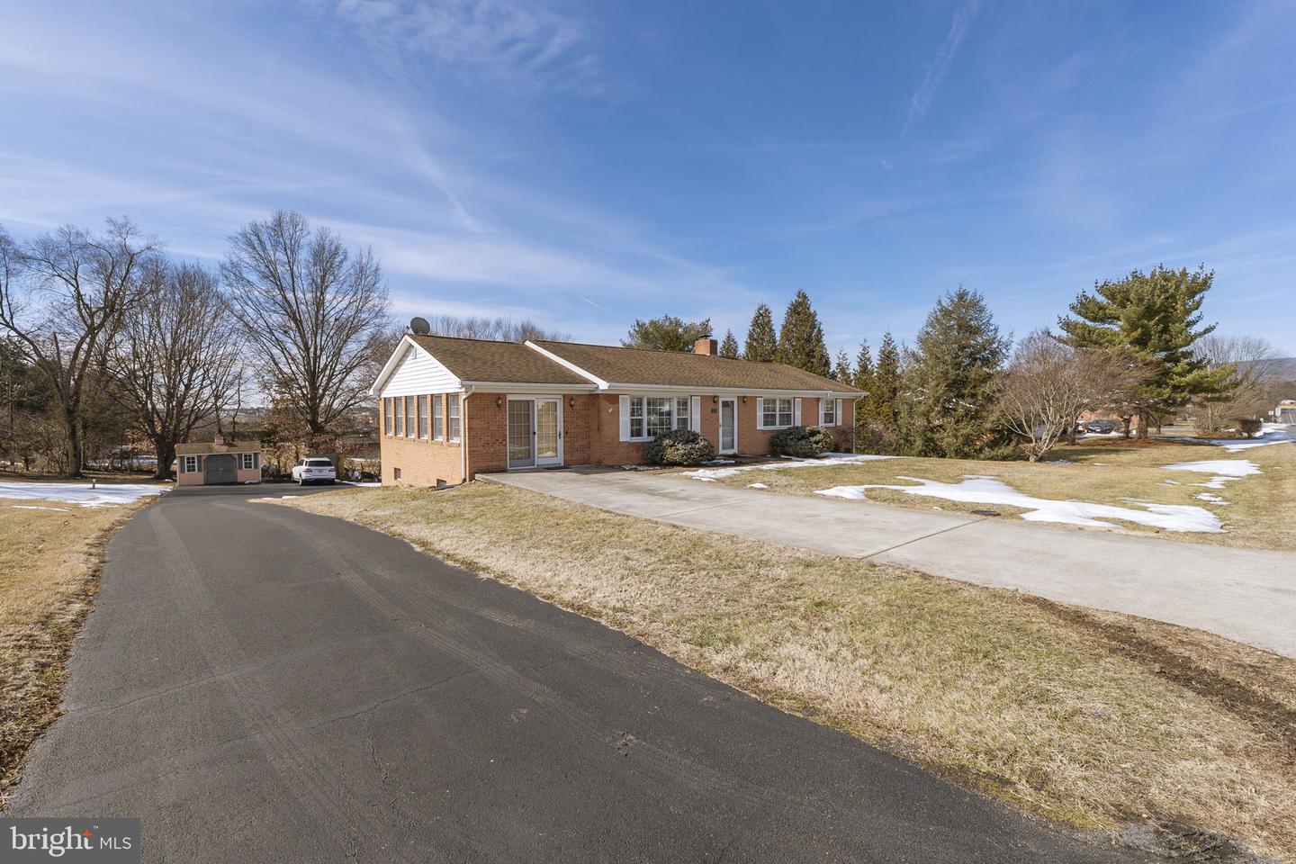 623 W SPRING ST, WOODSTOCK, Virginia 22664, 3 Bedrooms Bedrooms, ,3 BathroomsBathrooms,Residential,For sale,623 W SPRING ST,VASH2013566 MLS # VASH2013566