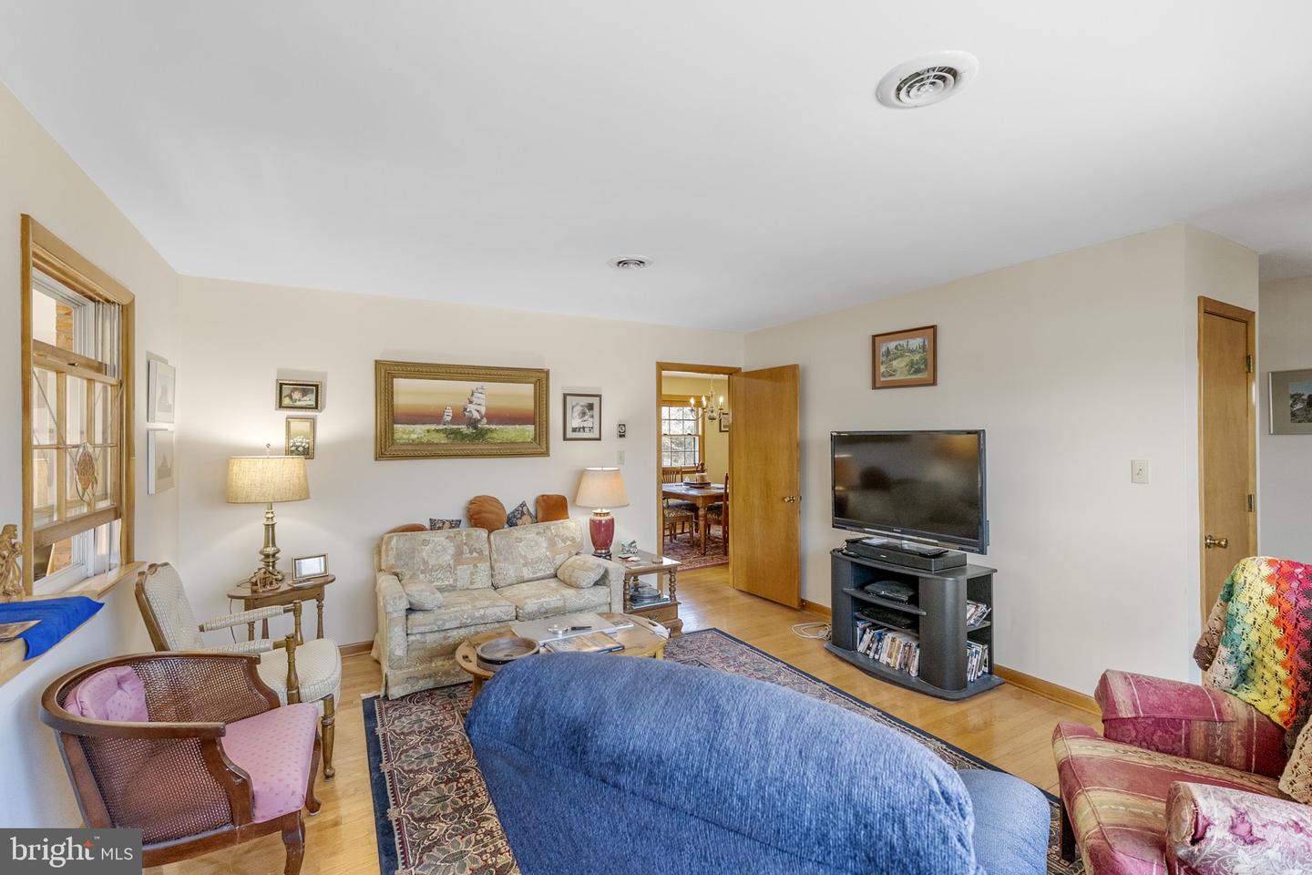 623 W SPRING ST, WOODSTOCK, Virginia 22664, 3 Bedrooms Bedrooms, ,3 BathroomsBathrooms,Residential,For sale,623 W SPRING ST,VASH2013566 MLS # VASH2013566