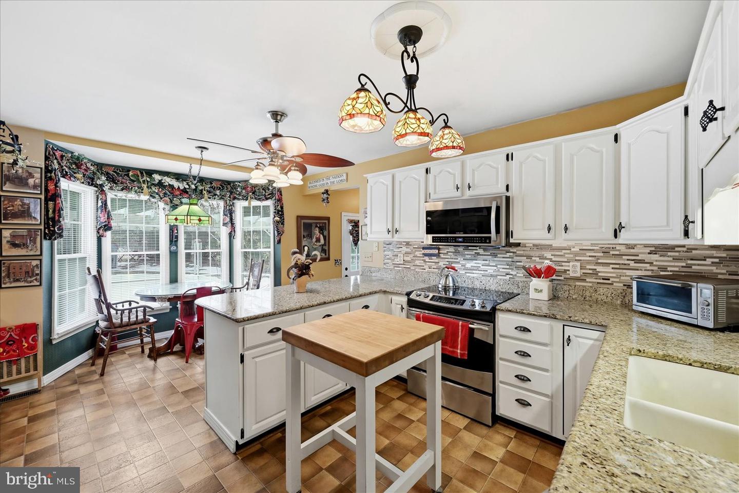 14391 CLEARVIEW AVE, GAINESVILLE, Virginia 20155, 4 Bedrooms Bedrooms, ,3 BathroomsBathrooms,Residential,For sale,14391 CLEARVIEW AVE,VAPW2112364 MLS # VAPW2112364