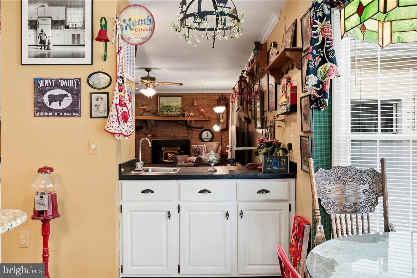 14391 CLEARVIEW AVE, GAINESVILLE, Virginia 20155, 4 Bedrooms Bedrooms, ,3 BathroomsBathrooms,Residential,For sale,14391 CLEARVIEW AVE,VAPW2112364 MLS # VAPW2112364