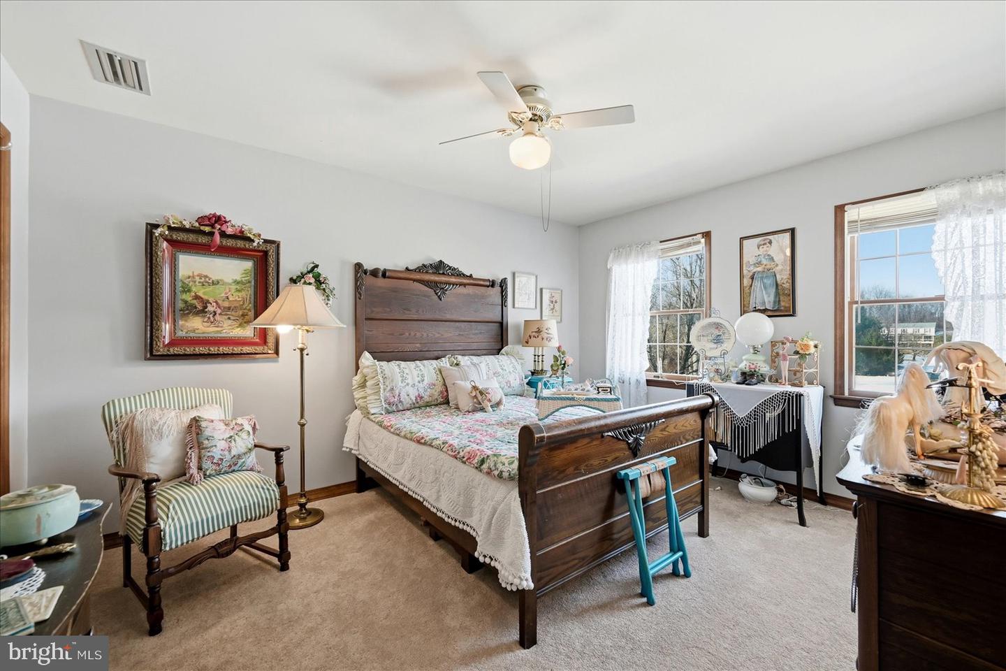 14391 CLEARVIEW AVE, GAINESVILLE, Virginia 20155, 4 Bedrooms Bedrooms, ,3 BathroomsBathrooms,Residential,For sale,14391 CLEARVIEW AVE,VAPW2112364 MLS # VAPW2112364