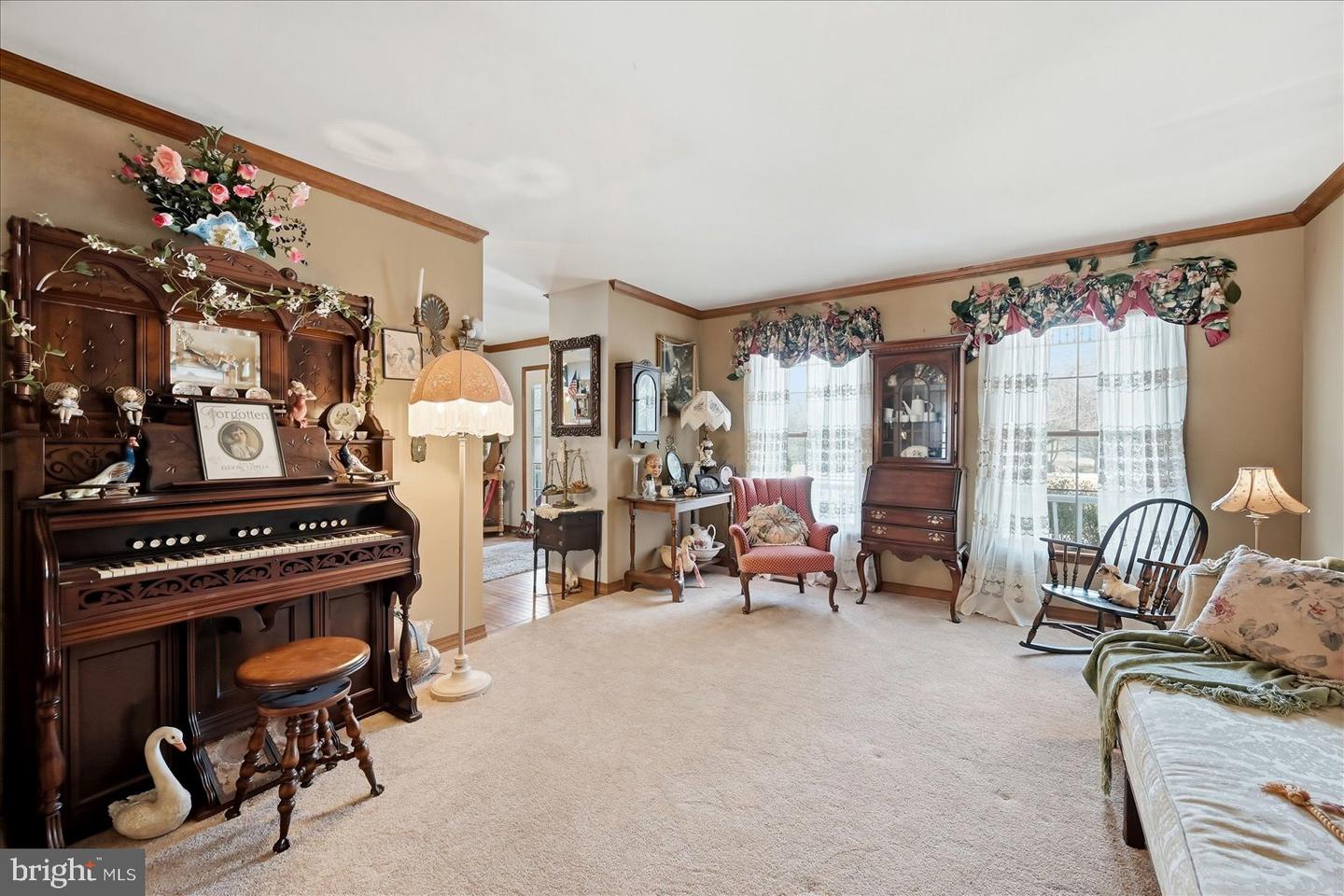 14391 CLEARVIEW AVE, GAINESVILLE, Virginia 20155, 4 Bedrooms Bedrooms, ,3 BathroomsBathrooms,Residential,For sale,14391 CLEARVIEW AVE,VAPW2112364 MLS # VAPW2112364