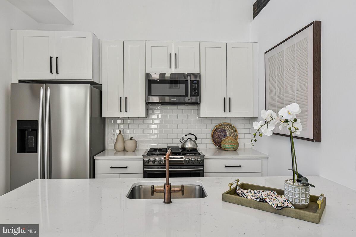 1402 H ST NE #505, WASHINGTON, District Of Columbia 20002, 2 Bedrooms Bedrooms, ,2 BathroomsBathrooms,Residential,For sale,1402 H ST NE #505,DCDC2245864 MLS # DCDC2245864