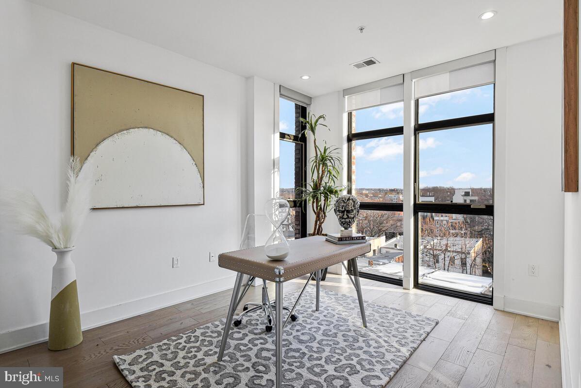 1402 H ST NE #505, WASHINGTON, District Of Columbia 20002, 2 Bedrooms Bedrooms, ,2 BathroomsBathrooms,Residential,For sale,1402 H ST NE #505,DCDC2245864 MLS # DCDC2245864