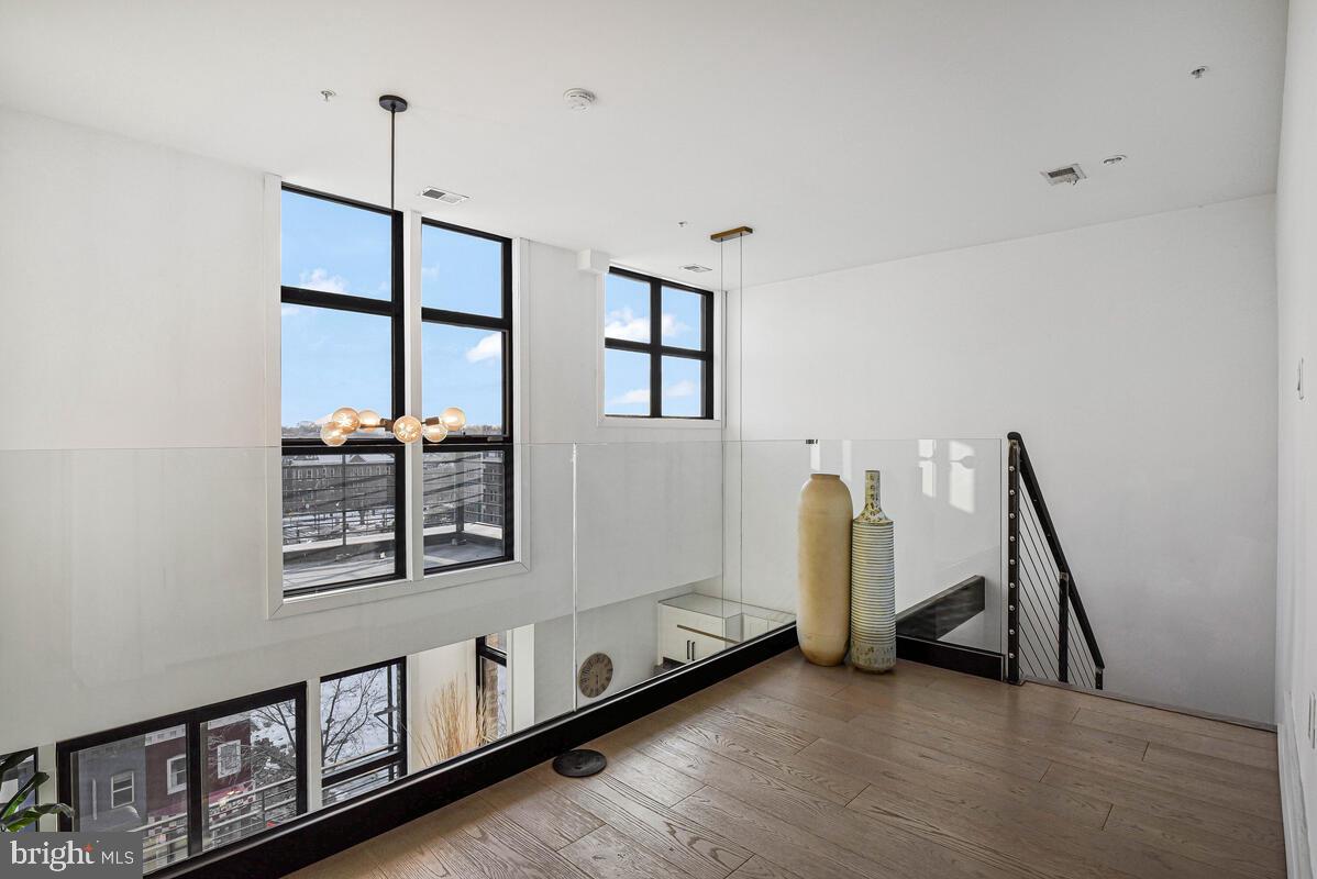 1402 H ST NE #505, WASHINGTON, District Of Columbia 20002, 2 Bedrooms Bedrooms, ,2 BathroomsBathrooms,Residential,For sale,1402 H ST NE #505,DCDC2245864 MLS # DCDC2245864