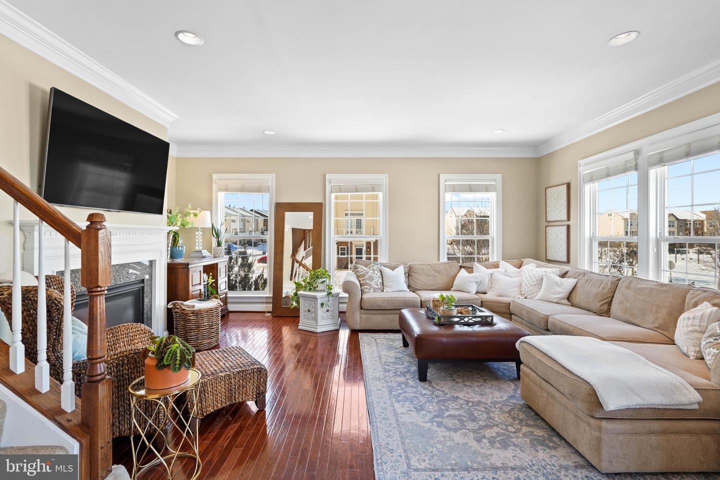 429 HEARTLEAF TER SE, LEESBURG, Virginia 20175, 3 Bedrooms Bedrooms, ,2 BathroomsBathrooms,Residential,For sale,429 HEARTLEAF TER SE,VALO2115788 MLS # VALO2115788