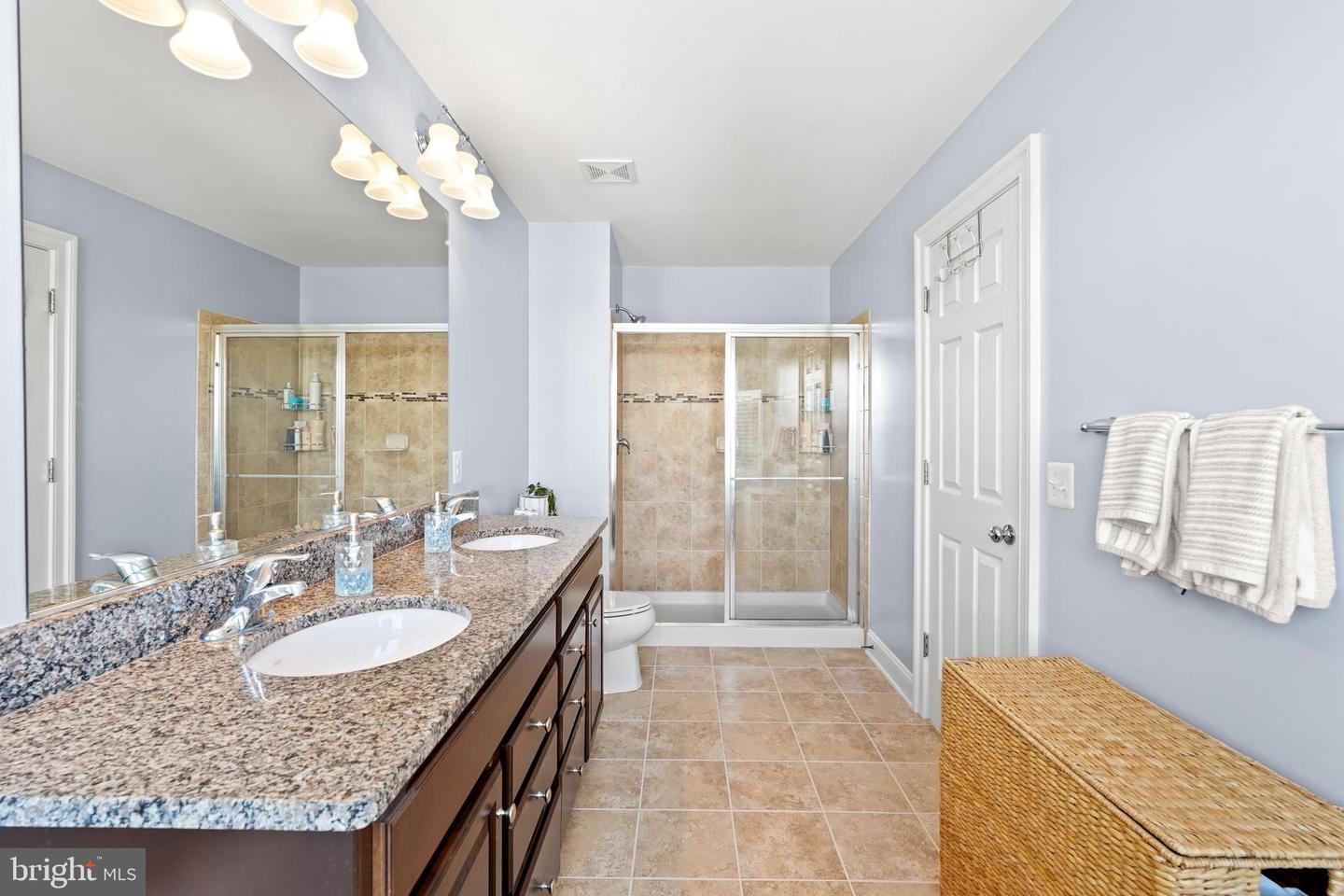 429 HEARTLEAF TER SE, LEESBURG, Virginia 20175, 3 Bedrooms Bedrooms, ,2 BathroomsBathrooms,Residential,For sale,429 HEARTLEAF TER SE,VALO2115788 MLS # VALO2115788