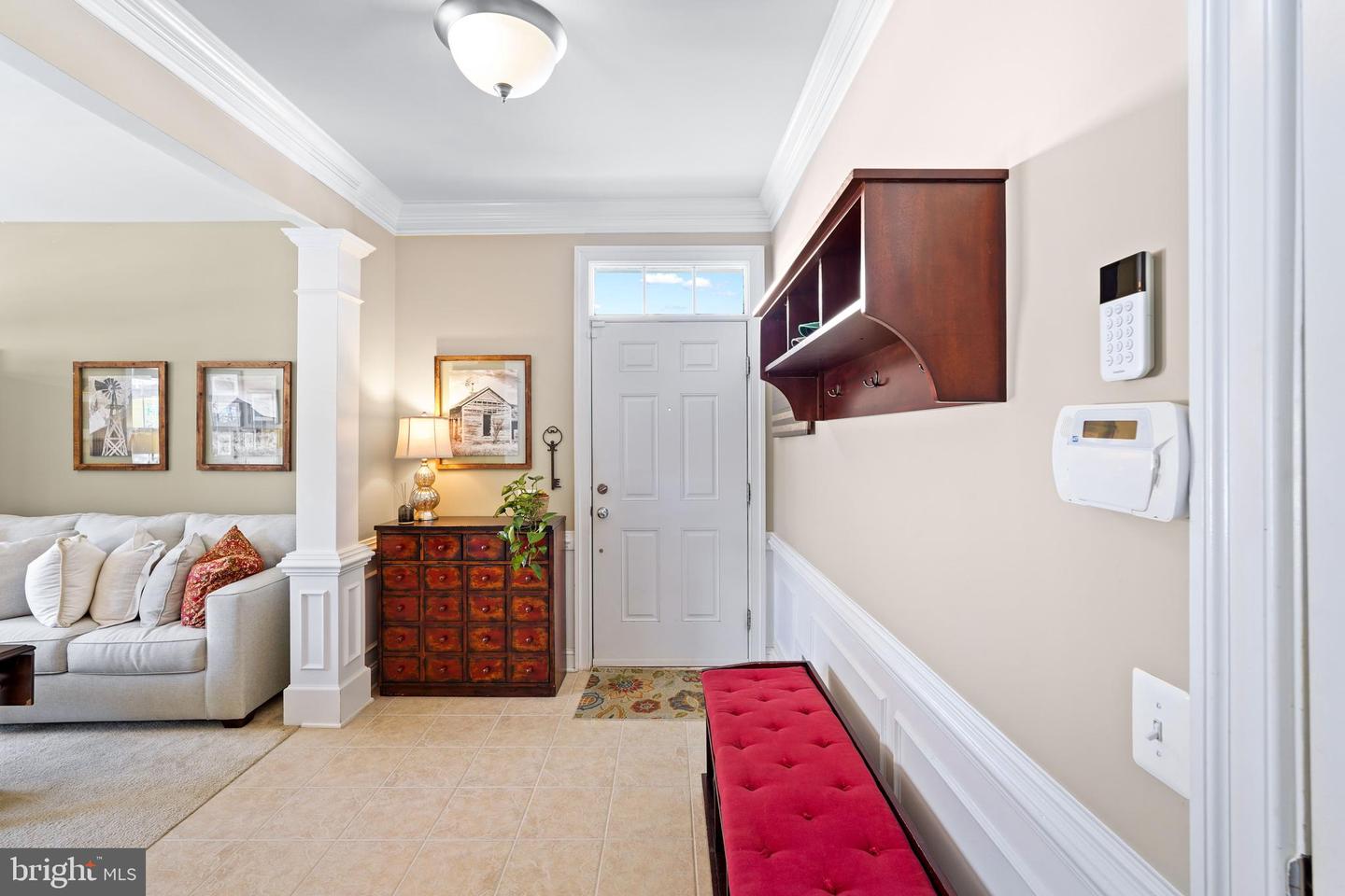 429 HEARTLEAF TER SE, LEESBURG, Virginia 20175, 3 Bedrooms Bedrooms, ,2 BathroomsBathrooms,Residential,For sale,429 HEARTLEAF TER SE,VALO2115788 MLS # VALO2115788