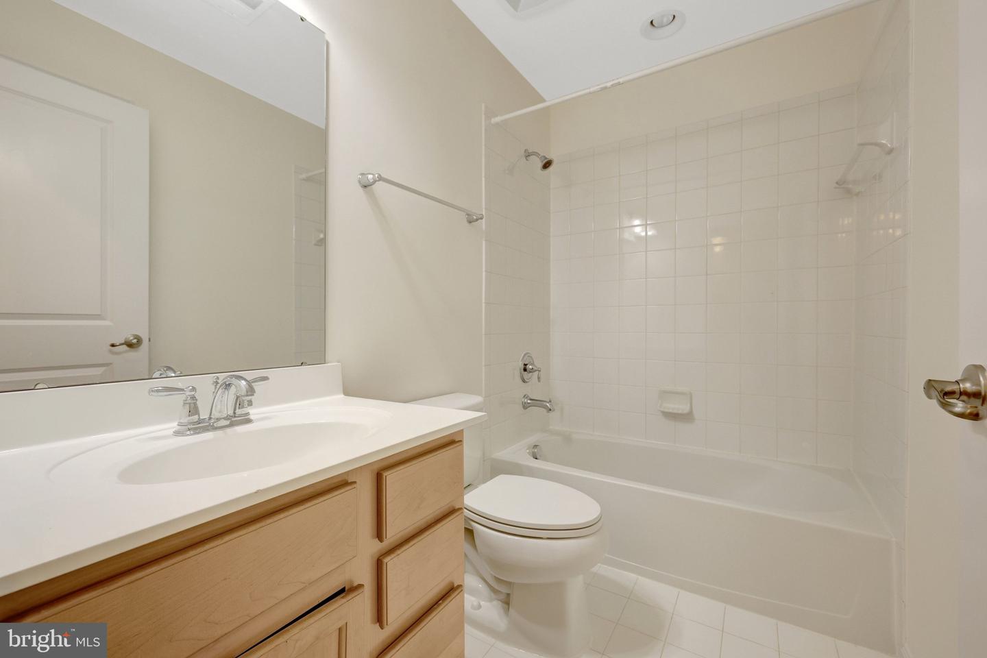 42628 FREISTADT SQ, STERLING, Virginia 20166, 4 Bedrooms Bedrooms, ,2 BathroomsBathrooms,Residential,For sale,42628 FREISTADT SQ,VALO2115794 MLS # VALO2115794