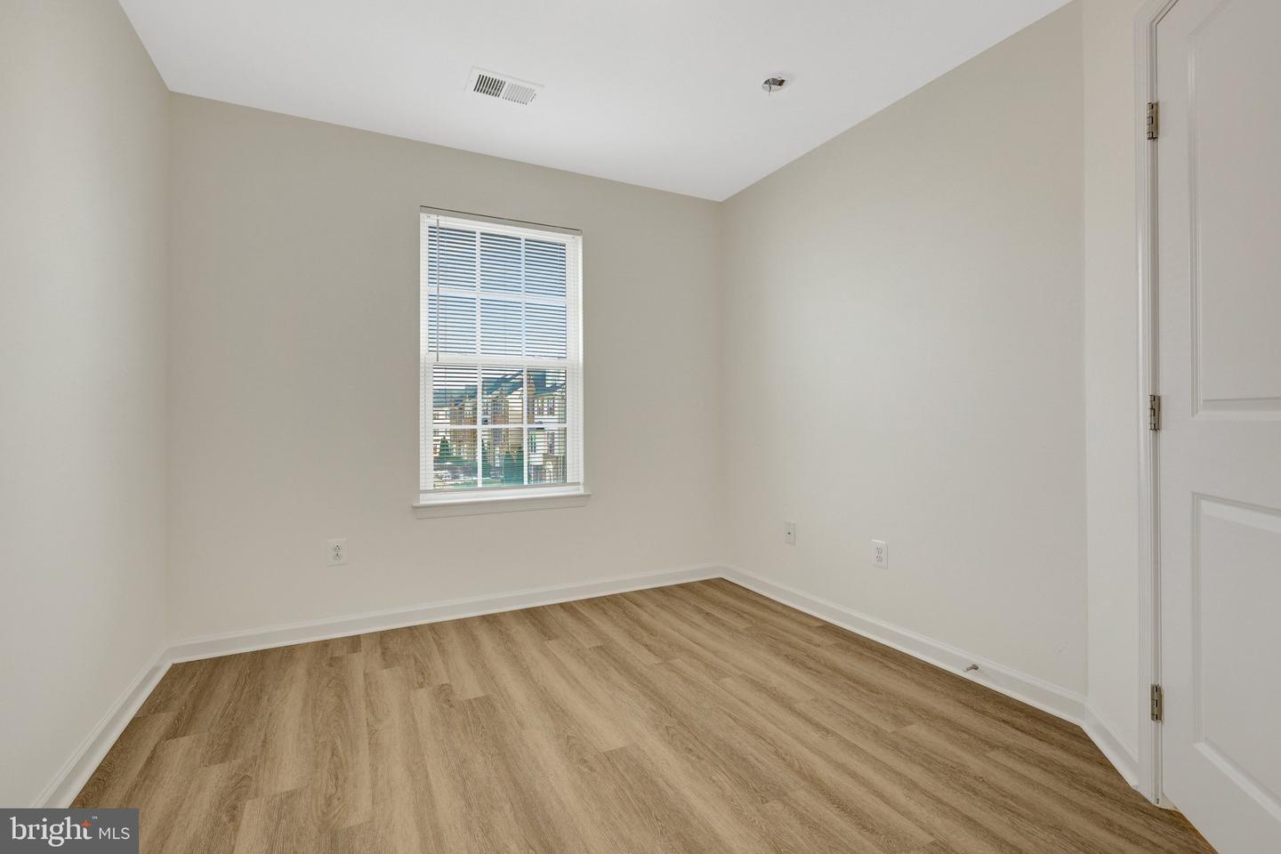 42628 FREISTADT SQ, STERLING, Virginia 20166, 4 Bedrooms Bedrooms, ,2 BathroomsBathrooms,Residential,For sale,42628 FREISTADT SQ,VALO2115794 MLS # VALO2115794