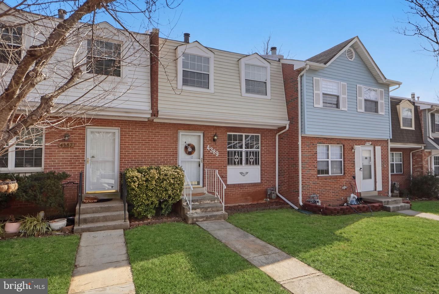 4389 ENSBROOK LN, WOODBRIDGE, Virginia 22193, 3 Bedrooms Bedrooms, ,2 BathroomsBathrooms,Residential,For sale,4389 ENSBROOK LN,VAPW2112402 MLS # VAPW2112402 4389 ENSBROOK LN, WOODBRIDGE, Virginia 22193, 3 Bedrooms Bedrooms, ,2 BathroomsBathrooms,Residential,For sale,4389 ENSBROOK LN,VAPW2112402 MLS # VAPW2112402