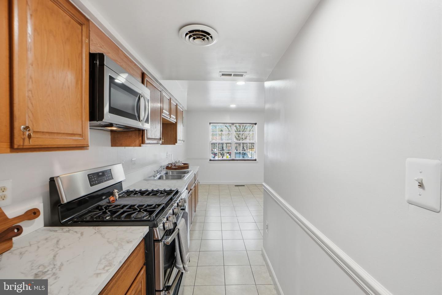 4389 ENSBROOK LN, WOODBRIDGE, Virginia 22193, 3 Bedrooms Bedrooms, ,2 BathroomsBathrooms,Residential,For sale,4389 ENSBROOK LN,VAPW2112402 MLS # VAPW2112402 4389 ENSBROOK LN, WOODBRIDGE, Virginia 22193, 3 Bedrooms Bedrooms, ,2 BathroomsBathrooms,Residential,For sale,4389 ENSBROOK LN,VAPW2112402 MLS # VAPW2112402