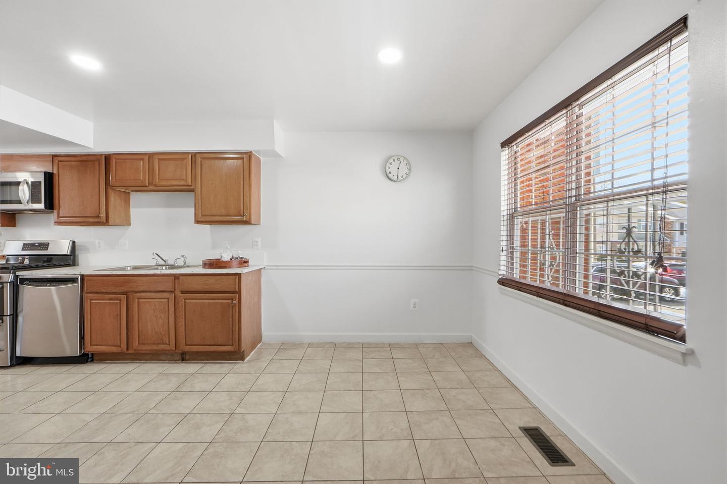 4389 ENSBROOK LN, WOODBRIDGE, Virginia 22193, 3 Bedrooms Bedrooms, ,2 BathroomsBathrooms,Residential,For sale,4389 ENSBROOK LN,VAPW2112402 MLS # VAPW2112402 4389 ENSBROOK LN, WOODBRIDGE, Virginia 22193, 3 Bedrooms Bedrooms, ,2 BathroomsBathrooms,Residential,For sale,4389 ENSBROOK LN,VAPW2112402 MLS # VAPW2112402