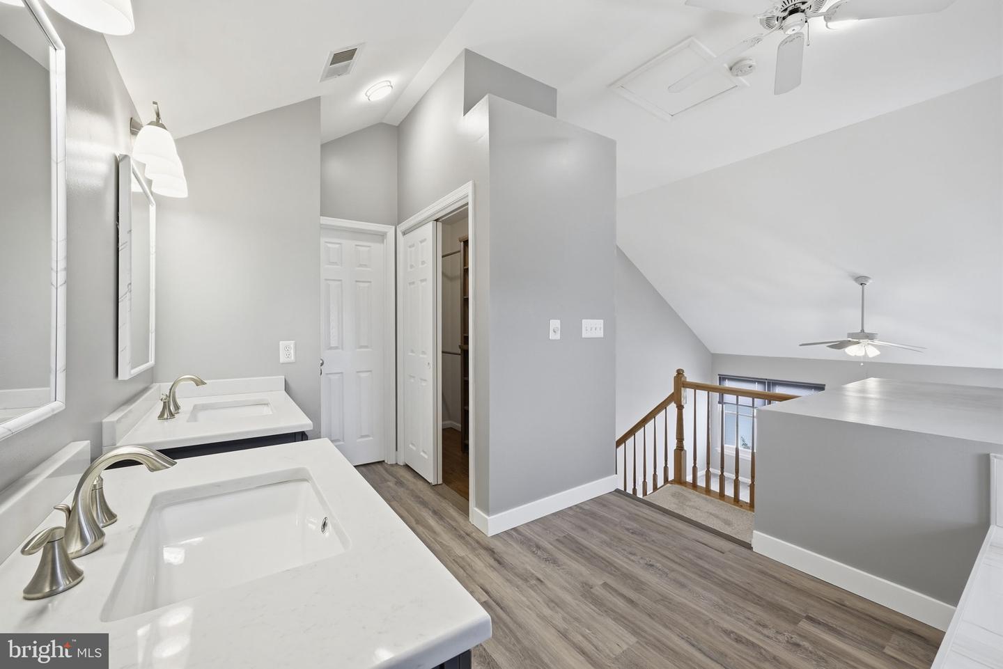 2542 JAMES MONROE CIR, HERNDON, Virginia 20171, 3 Bedrooms Bedrooms, ,2 BathroomsBathrooms,Residential,For sale,2542 JAMES MONROE CIR,VAFX2290806 MLS # VAFX2290806