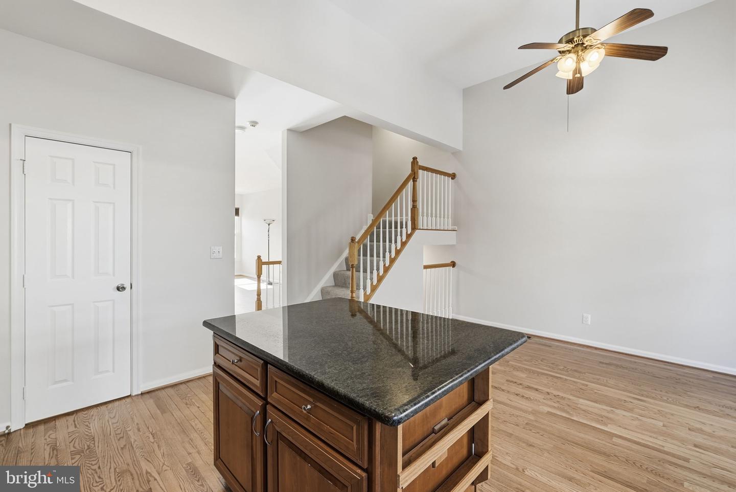 2542 JAMES MONROE CIR, HERNDON, Virginia 20171, 3 Bedrooms Bedrooms, ,2 BathroomsBathrooms,Residential,For sale,2542 JAMES MONROE CIR,VAFX2290806 MLS # VAFX2290806