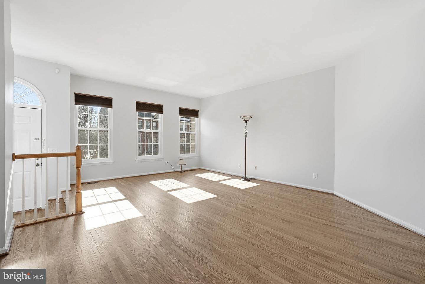 2542 JAMES MONROE CIR, HERNDON, Virginia 20171, 3 Bedrooms Bedrooms, ,2 BathroomsBathrooms,Residential,For sale,2542 JAMES MONROE CIR,VAFX2290806 MLS # VAFX2290806