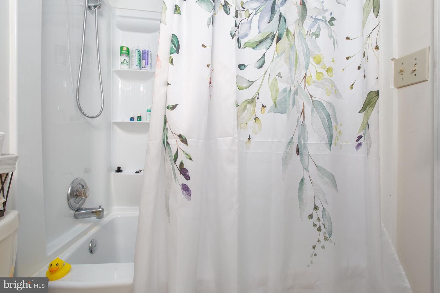 5504 LEAVELLS CROSSING DR, FREDERICKSBURG, Virginia 22407, 3 Bedrooms Bedrooms, 9 Rooms Rooms,2 BathroomsBathrooms,Residential,For sale,5504 LEAVELLS CROSSING DR,VASP2039236 MLS # VASP2039236