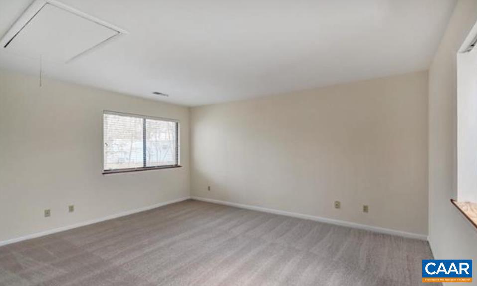 1583 BIRNAM DR, CHARLOTTESVILLE, Virginia 22901, 2 Bedrooms Bedrooms, ,1 BathroomBathrooms,Residential,For sale,1583 BIRNAM DR,673253 MLS # 673253