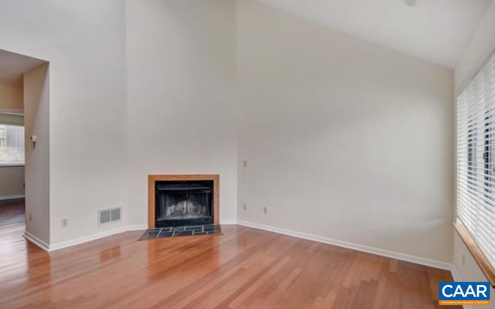 1583 BIRNAM DR, CHARLOTTESVILLE, Virginia 22901, 2 Bedrooms Bedrooms, ,1 BathroomBathrooms,Residential,For sale,1583 BIRNAM DR,673253 MLS # 673253