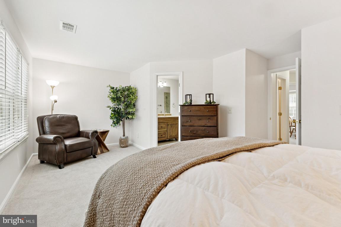 219-219B FERNWOOD PL, WARRENTON, Virginia 20186, 2 Bedrooms Bedrooms, ,2 BathroomsBathrooms,Residential,For sale,219-219B FERNWOOD PL,VAFQ2020564 MLS # VAFQ2020564 219-219B FERNWOOD PL, WARRENTON, Virginia 20186, 2 Bedrooms Bedrooms, ,2 BathroomsBathrooms,Residential,For sale,219-219B FERNWOOD PL,VAFQ2020564 MLS # VAFQ2020564