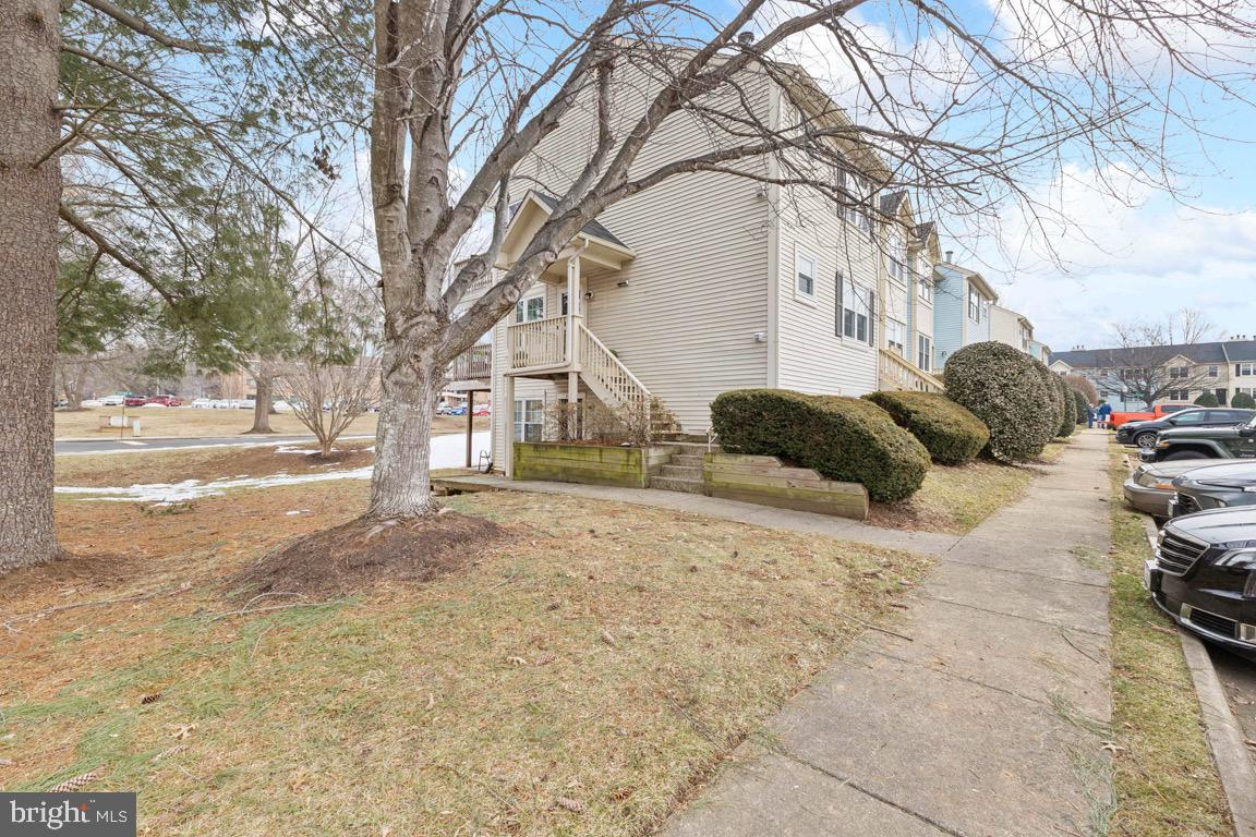 219-219B FERNWOOD PL, WARRENTON, Virginia 20186, 2 Bedrooms Bedrooms, ,2 BathroomsBathrooms,Residential,For sale,219-219B FERNWOOD PL,VAFQ2020564 MLS # VAFQ2020564 219-219B FERNWOOD PL, WARRENTON, Virginia 20186, 2 Bedrooms Bedrooms, ,2 BathroomsBathrooms,Residential,For sale,219-219B FERNWOOD PL,VAFQ2020564 MLS # VAFQ2020564