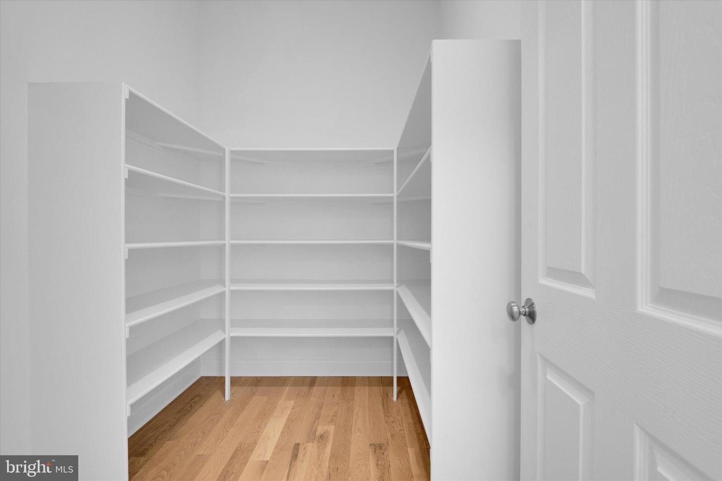 4627 FAIRFAX MANOR CT, CHANTILLY, Virginia 20151, 6 Bedrooms Bedrooms, ,5 BathroomsBathrooms,Residential,For sale,4627 FAIRFAX MANOR CT,VAFX2290920 MLS # VAFX2290920