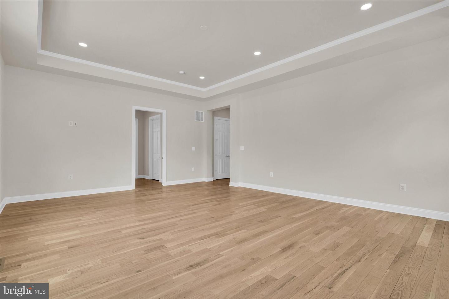 4627 FAIRFAX MANOR CT, CHANTILLY, Virginia 20151, 6 Bedrooms Bedrooms, ,5 BathroomsBathrooms,Residential,For sale,4627 FAIRFAX MANOR CT,VAFX2290920 MLS # VAFX2290920