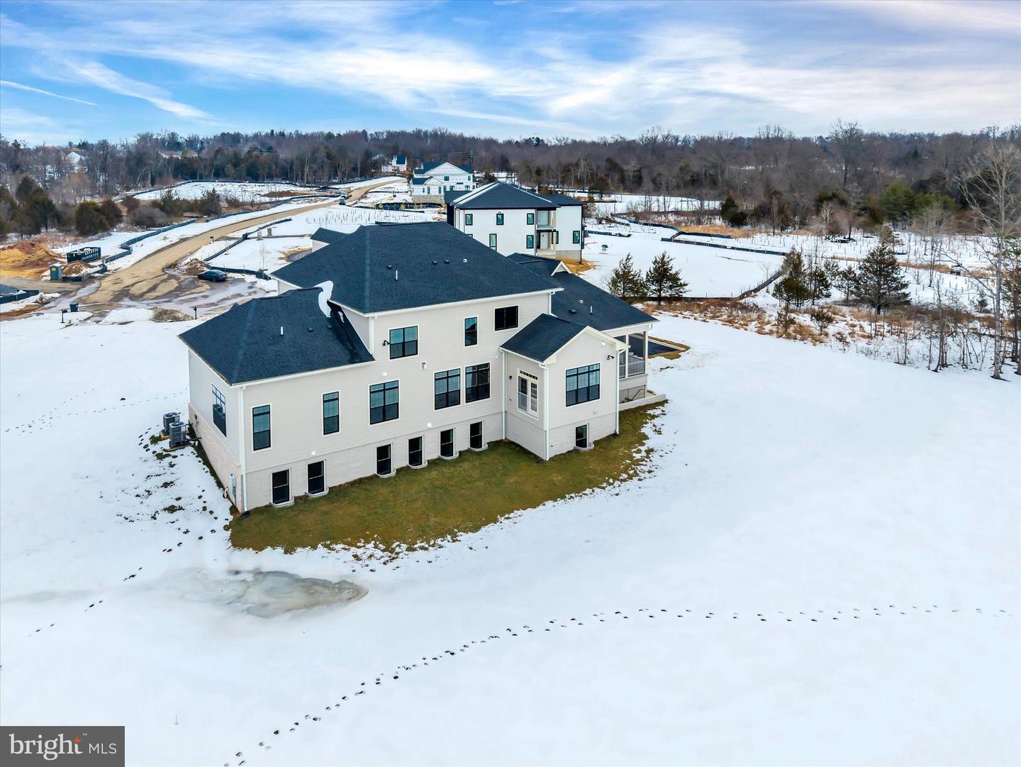 4627 FAIRFAX MANOR CT, CHANTILLY, Virginia 20151, 6 Bedrooms Bedrooms, ,5 BathroomsBathrooms,Residential,For sale,4627 FAIRFAX MANOR CT,VAFX2290920 MLS # VAFX2290920