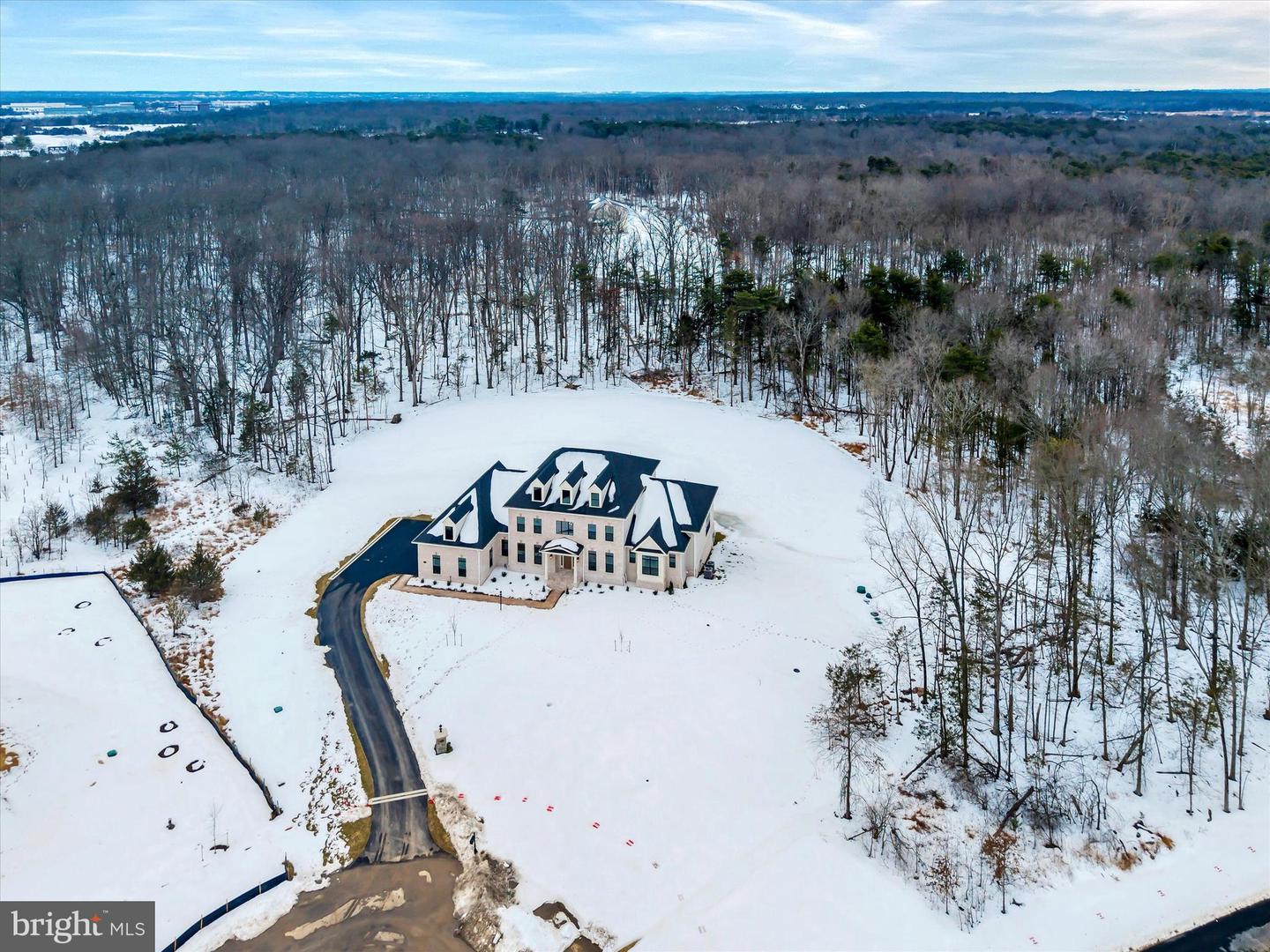 4627 FAIRFAX MANOR CT, CHANTILLY, Virginia 20151, 6 Bedrooms Bedrooms, ,5 BathroomsBathrooms,Residential,For sale,4627 FAIRFAX MANOR CT,VAFX2290920 MLS # VAFX2290920