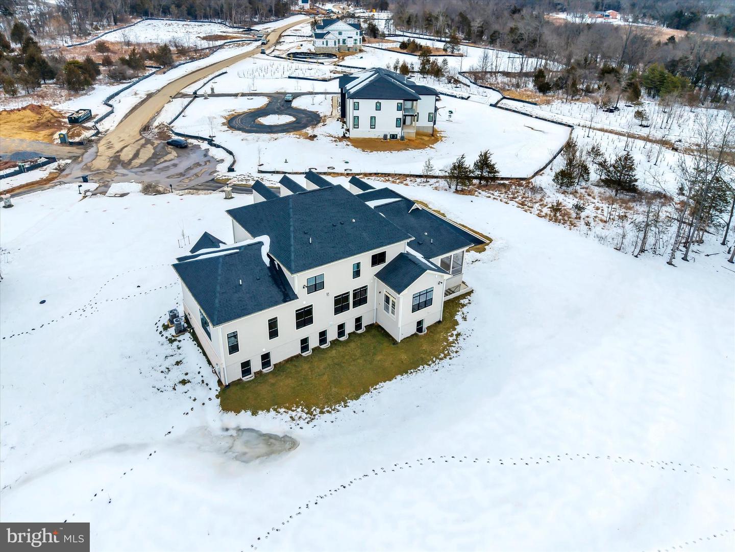 4627 FAIRFAX MANOR CT, CHANTILLY, Virginia 20151, 6 Bedrooms Bedrooms, ,5 BathroomsBathrooms,Residential,For sale,4627 FAIRFAX MANOR CT,VAFX2290920 MLS # VAFX2290920