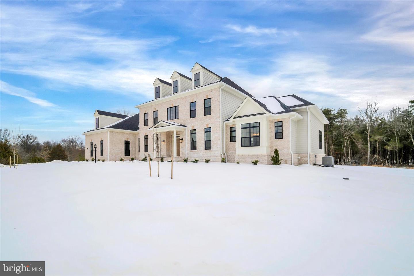 4627 FAIRFAX MANOR CT, CHANTILLY, Virginia 20151, 6 Bedrooms Bedrooms, ,5 BathroomsBathrooms,Residential,For sale,4627 FAIRFAX MANOR CT,VAFX2290920 MLS # VAFX2290920