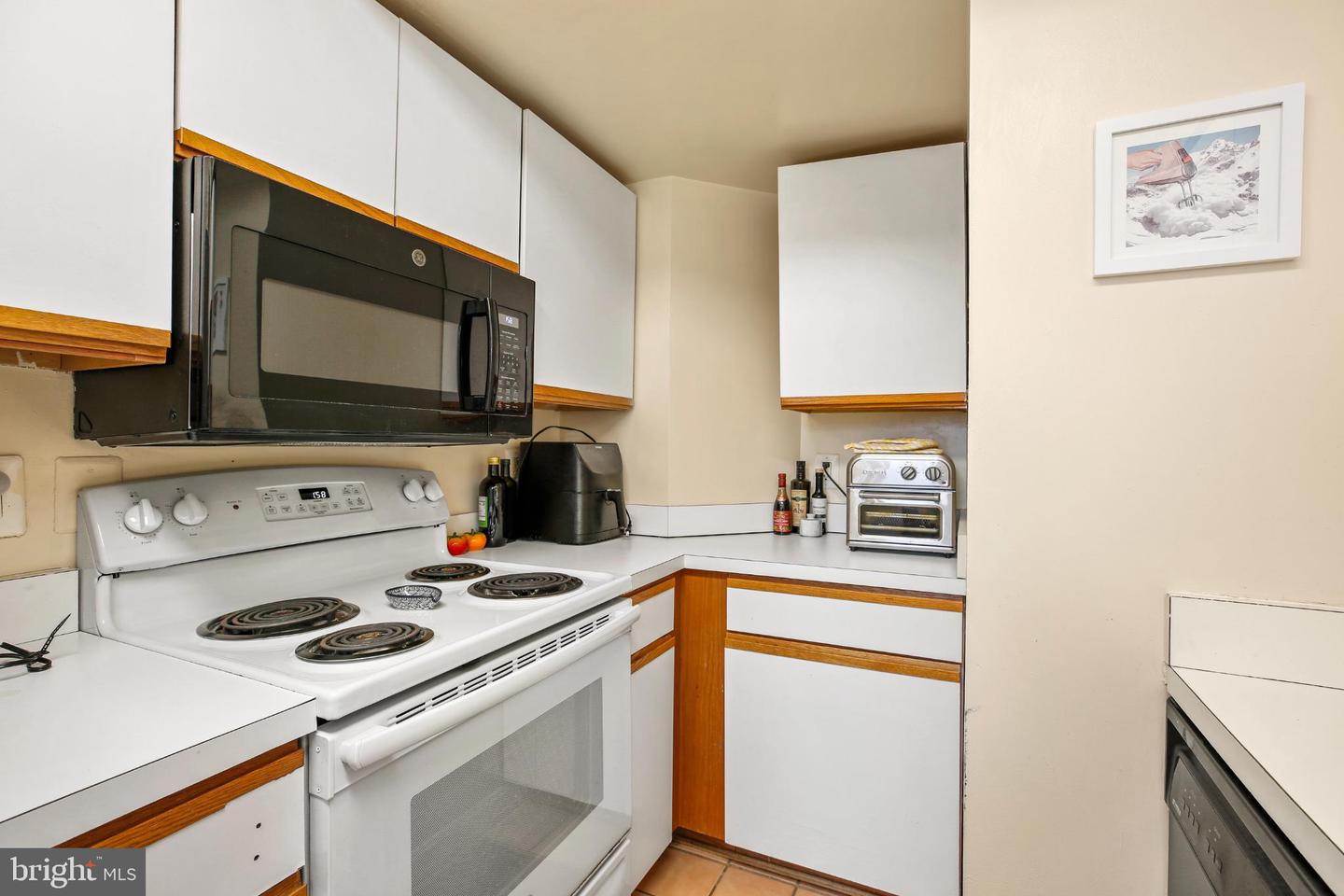 1920 S ST NW #404, WASHINGTON, District Of Columbia 20009, 2 Bedrooms Bedrooms, 7 Rooms Rooms,2 BathroomsBathrooms,Residential,For sale,1920 S ST NW #404,DCDC2245994 MLS # DCDC2245994 1920 S ST NW #404, WASHINGTON, District Of Columbia 20009, 2 Bedrooms Bedrooms, 7 Rooms Rooms,2 BathroomsBathrooms,Residential,For sale,1920 S ST NW #404,DCDC2245994 MLS # DCDC2245994