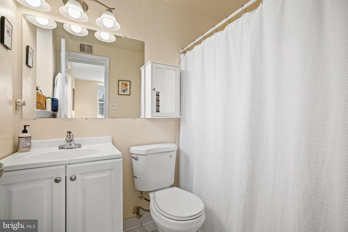 1920 S ST NW #404, WASHINGTON, District Of Columbia 20009, 2 Bedrooms Bedrooms, 7 Rooms Rooms,2 BathroomsBathrooms,Residential,For sale,1920 S ST NW #404,DCDC2245994 MLS # DCDC2245994 1920 S ST NW #404, WASHINGTON, District Of Columbia 20009, 2 Bedrooms Bedrooms, 7 Rooms Rooms,2 BathroomsBathrooms,Residential,For sale,1920 S ST NW #404,DCDC2245994 MLS # DCDC2245994