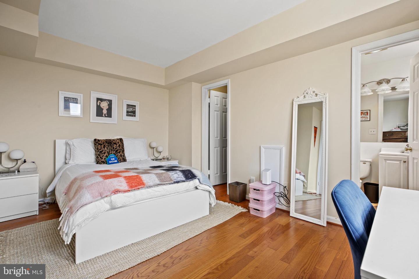 1920 S ST NW #404, WASHINGTON, District Of Columbia 20009, 2 Bedrooms Bedrooms, 7 Rooms Rooms,2 BathroomsBathrooms,Residential,For sale,1920 S ST NW #404,DCDC2245994 MLS # DCDC2245994 1920 S ST NW #404, WASHINGTON, District Of Columbia 20009, 2 Bedrooms Bedrooms, 7 Rooms Rooms,2 BathroomsBathrooms,Residential,For sale,1920 S ST NW #404,DCDC2245994 MLS # DCDC2245994