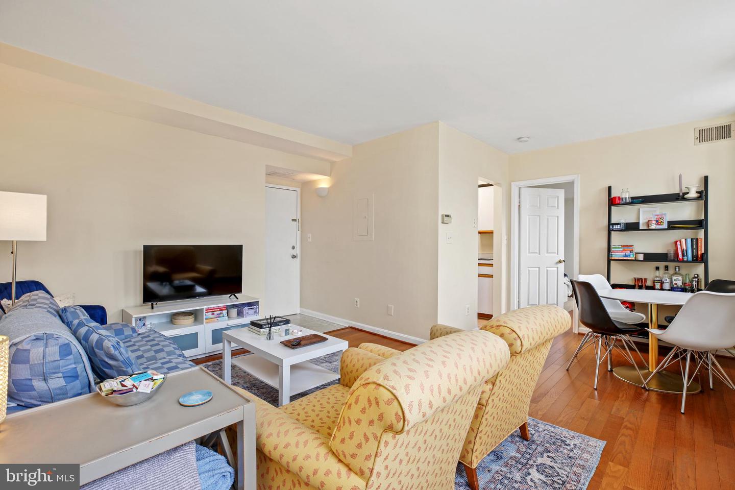 1920 S ST NW #404, WASHINGTON, District Of Columbia 20009, 2 Bedrooms Bedrooms, 7 Rooms Rooms,2 BathroomsBathrooms,Residential,For sale,1920 S ST NW #404,DCDC2245994 MLS # DCDC2245994 1920 S ST NW #404, WASHINGTON, District Of Columbia 20009, 2 Bedrooms Bedrooms, 7 Rooms Rooms,2 BathroomsBathrooms,Residential,For sale,1920 S ST NW #404,DCDC2245994 MLS # DCDC2245994