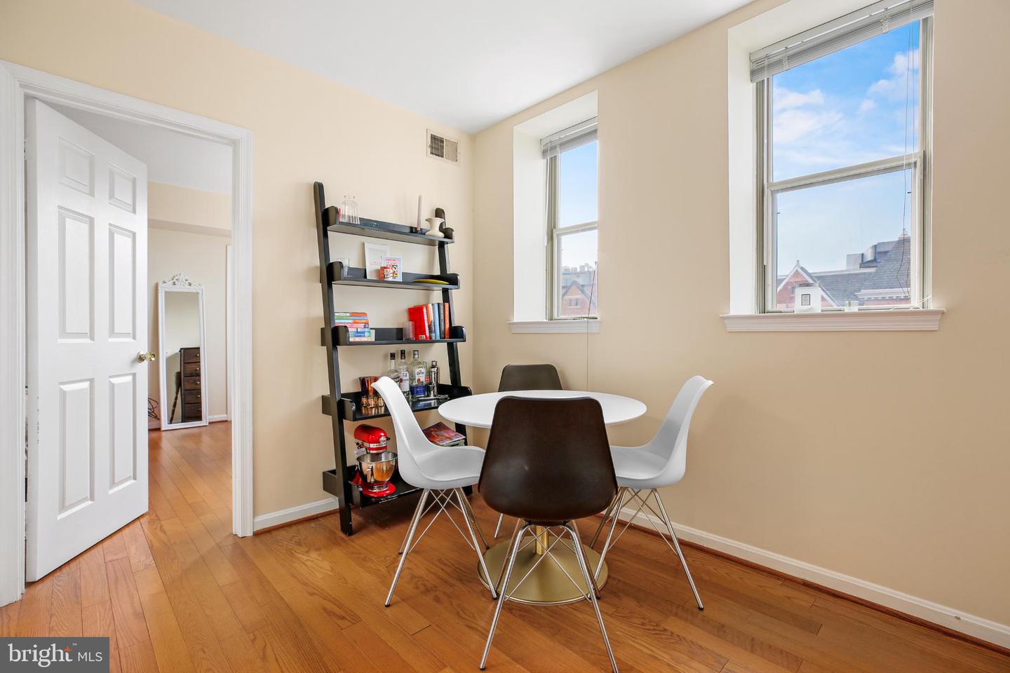 1920 S ST NW #404, WASHINGTON, District Of Columbia 20009, 2 Bedrooms Bedrooms, 7 Rooms Rooms,2 BathroomsBathrooms,Residential,For sale,1920 S ST NW #404,DCDC2245994 MLS # DCDC2245994 1920 S ST NW #404, WASHINGTON, District Of Columbia 20009, 2 Bedrooms Bedrooms, 7 Rooms Rooms,2 BathroomsBathrooms,Residential,For sale,1920 S ST NW #404,DCDC2245994 MLS # DCDC2245994