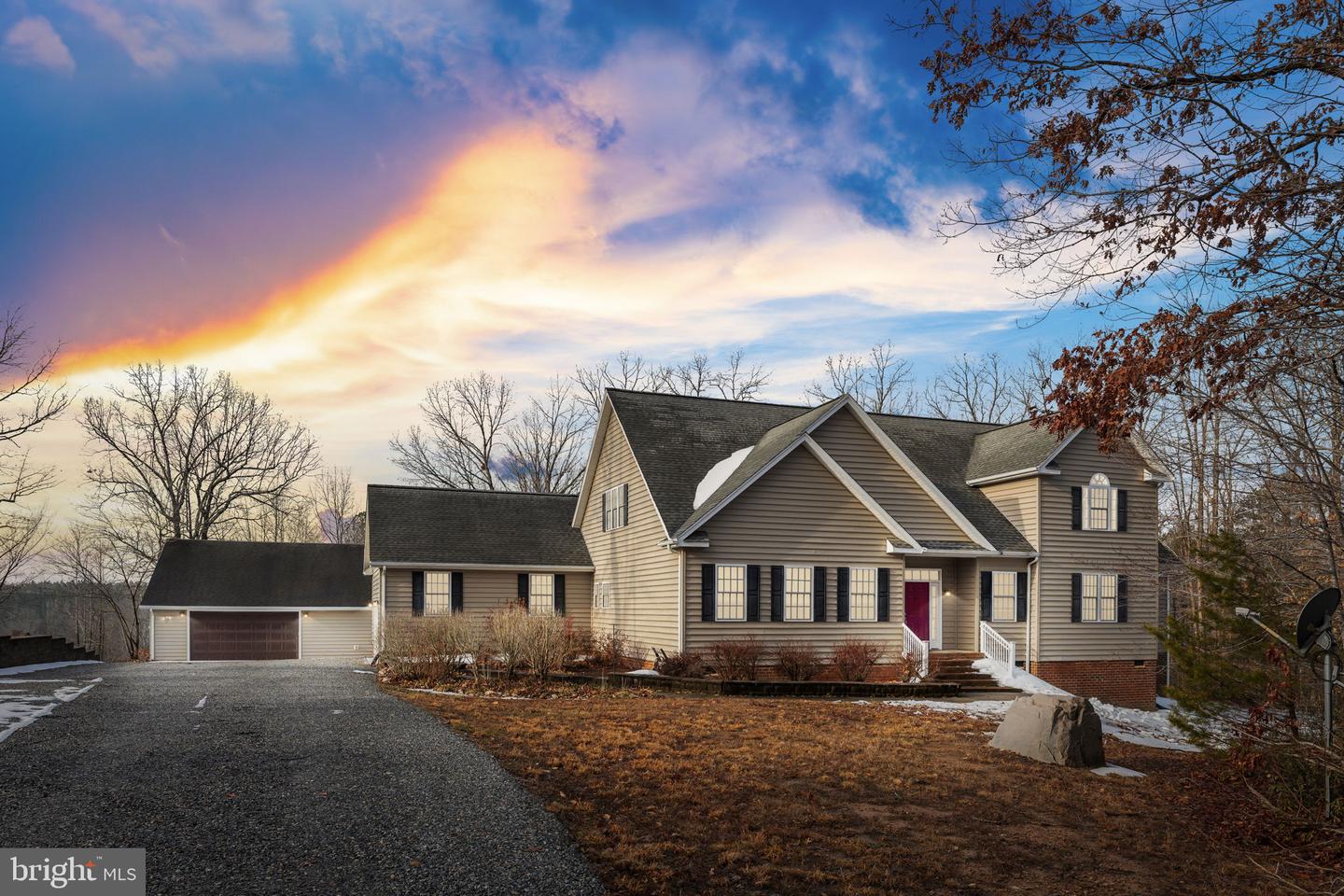 2481 YANCEYVILLE RD, LOUISA, Virginia 23093, 3 Bedrooms Bedrooms, 16 Rooms Rooms,3 BathroomsBathrooms,Residential,For sale,2481 YANCEYVILLE RD,VALA2009278 MLS # VALA2009278