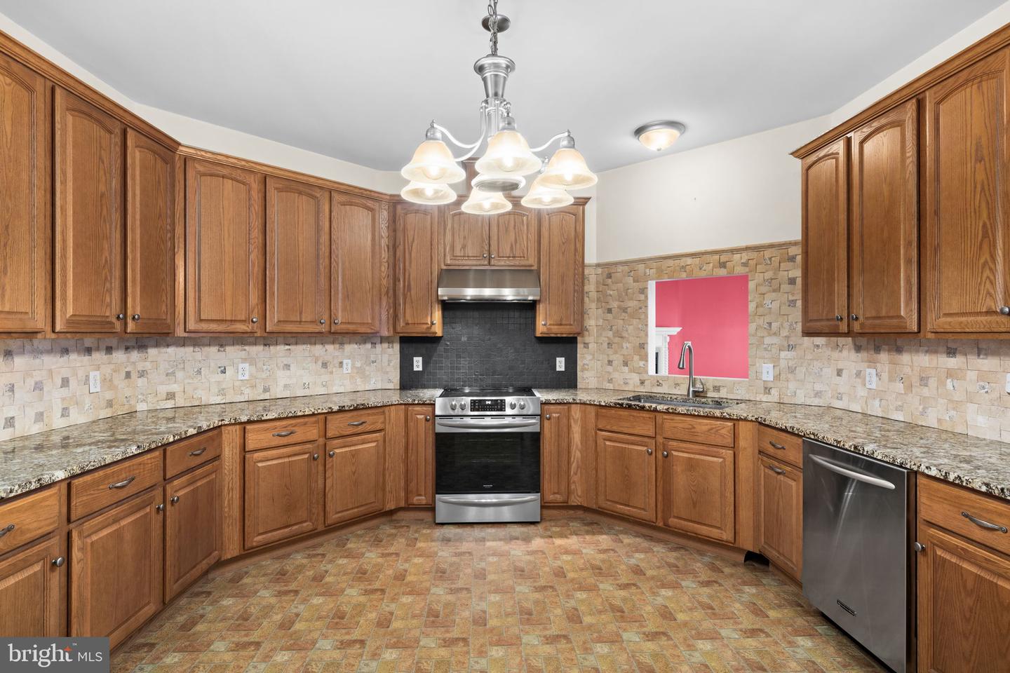 2481 YANCEYVILLE RD, LOUISA, Virginia 23093, 3 Bedrooms Bedrooms, 16 Rooms Rooms,3 BathroomsBathrooms,Residential,For sale,2481 YANCEYVILLE RD,VALA2009278 MLS # VALA2009278