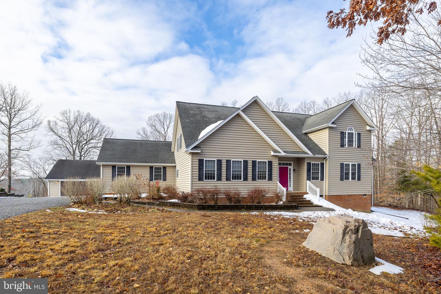 2481 YANCEYVILLE RD, LOUISA, Virginia 23093, 3 Bedrooms Bedrooms, 16 Rooms Rooms,3 BathroomsBathrooms,Residential,For sale,2481 YANCEYVILLE RD,VALA2009278 MLS # VALA2009278