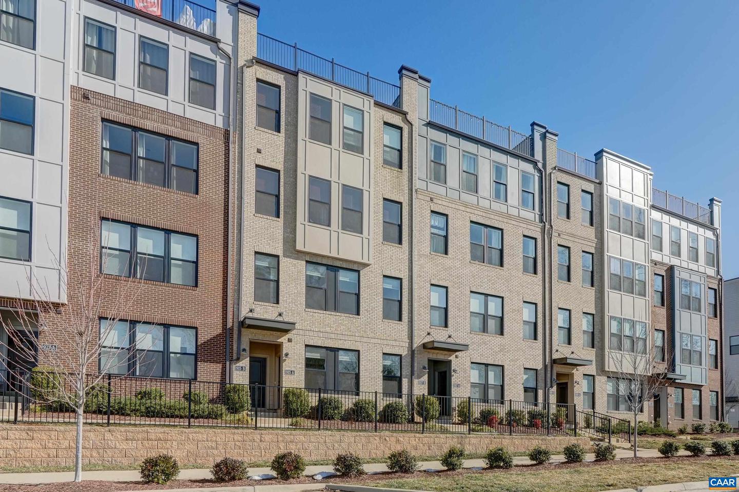 915 SALAMANDER ST #A, CHARLOTTESVILLE, Virginia 22911, 2 Bedrooms Bedrooms, ,2 BathroomsBathrooms,Residential,For sale,915 SALAMANDER ST #A,673259 MLS # 673259 915 SALAMANDER ST #A, CHARLOTTESVILLE, Virginia 22911, 2 Bedrooms Bedrooms, ,2 BathroomsBathrooms,Residential,For sale,915 SALAMANDER ST #A,673259 MLS # 673259