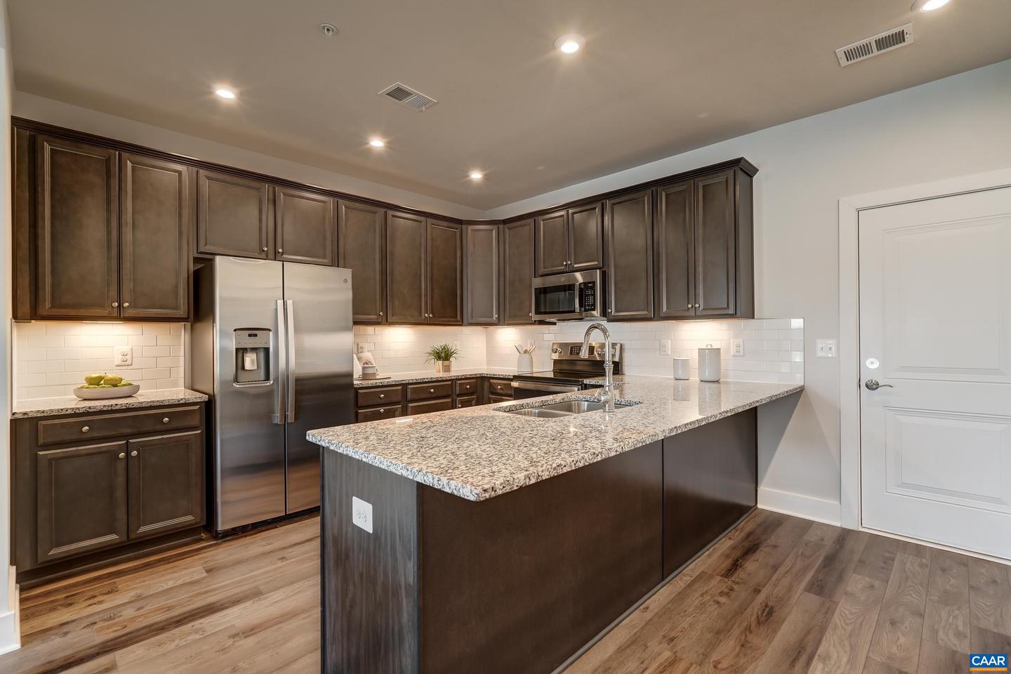 915 SALAMANDER ST #A, CHARLOTTESVILLE, Virginia 22911, 2 Bedrooms Bedrooms, ,2 BathroomsBathrooms,Residential,For sale,915 SALAMANDER ST #A,673259 MLS # 673259 915 SALAMANDER ST #A, CHARLOTTESVILLE, Virginia 22911, 2 Bedrooms Bedrooms, ,2 BathroomsBathrooms,Residential,For sale,915 SALAMANDER ST #A,673259 MLS # 673259