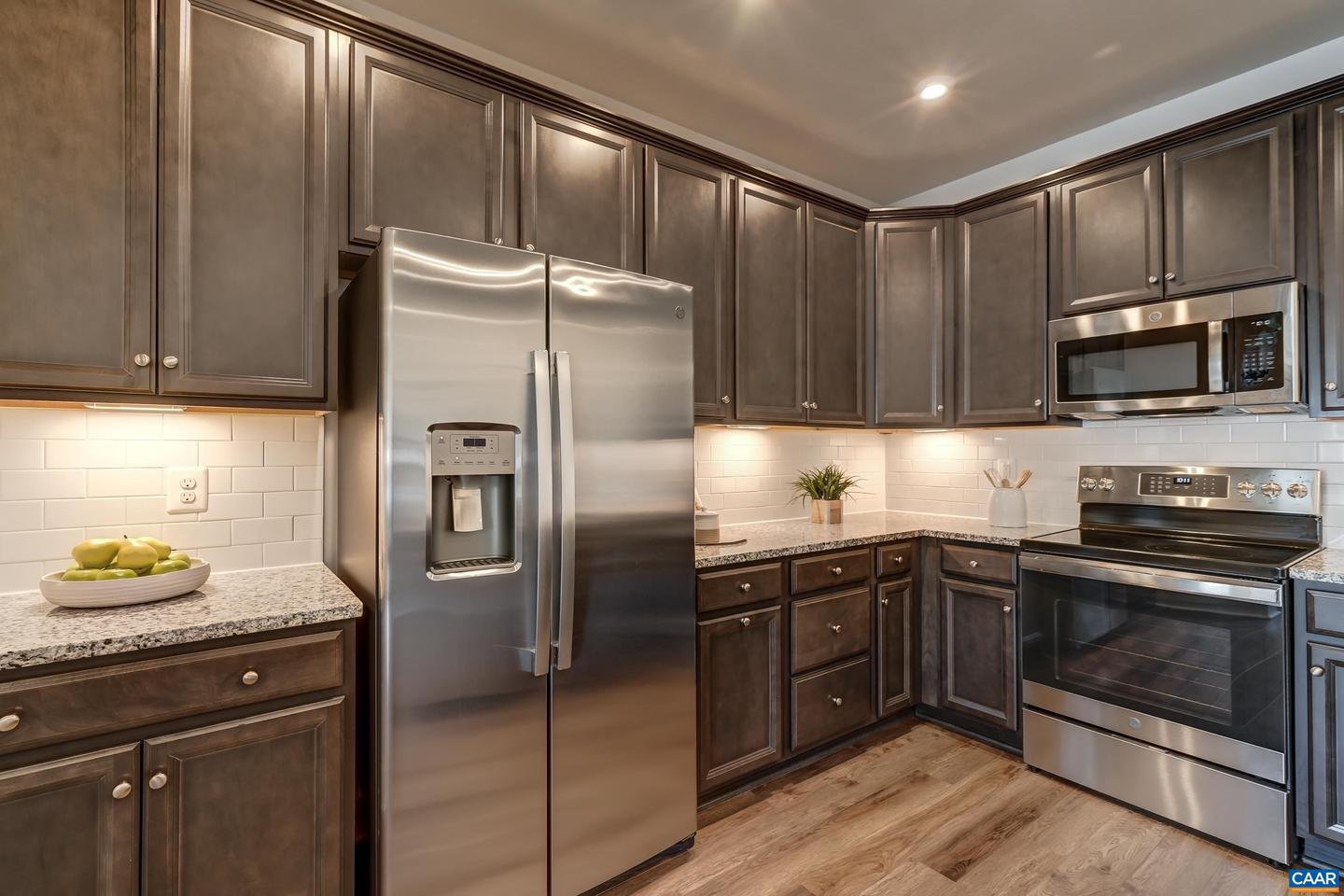 915 SALAMANDER ST #A, CHARLOTTESVILLE, Virginia 22911, 2 Bedrooms Bedrooms, ,2 BathroomsBathrooms,Residential,For sale,915 SALAMANDER ST #A,673259 MLS # 673259 915 SALAMANDER ST #A, CHARLOTTESVILLE, Virginia 22911, 2 Bedrooms Bedrooms, ,2 BathroomsBathrooms,Residential,For sale,915 SALAMANDER ST #A,673259 MLS # 673259