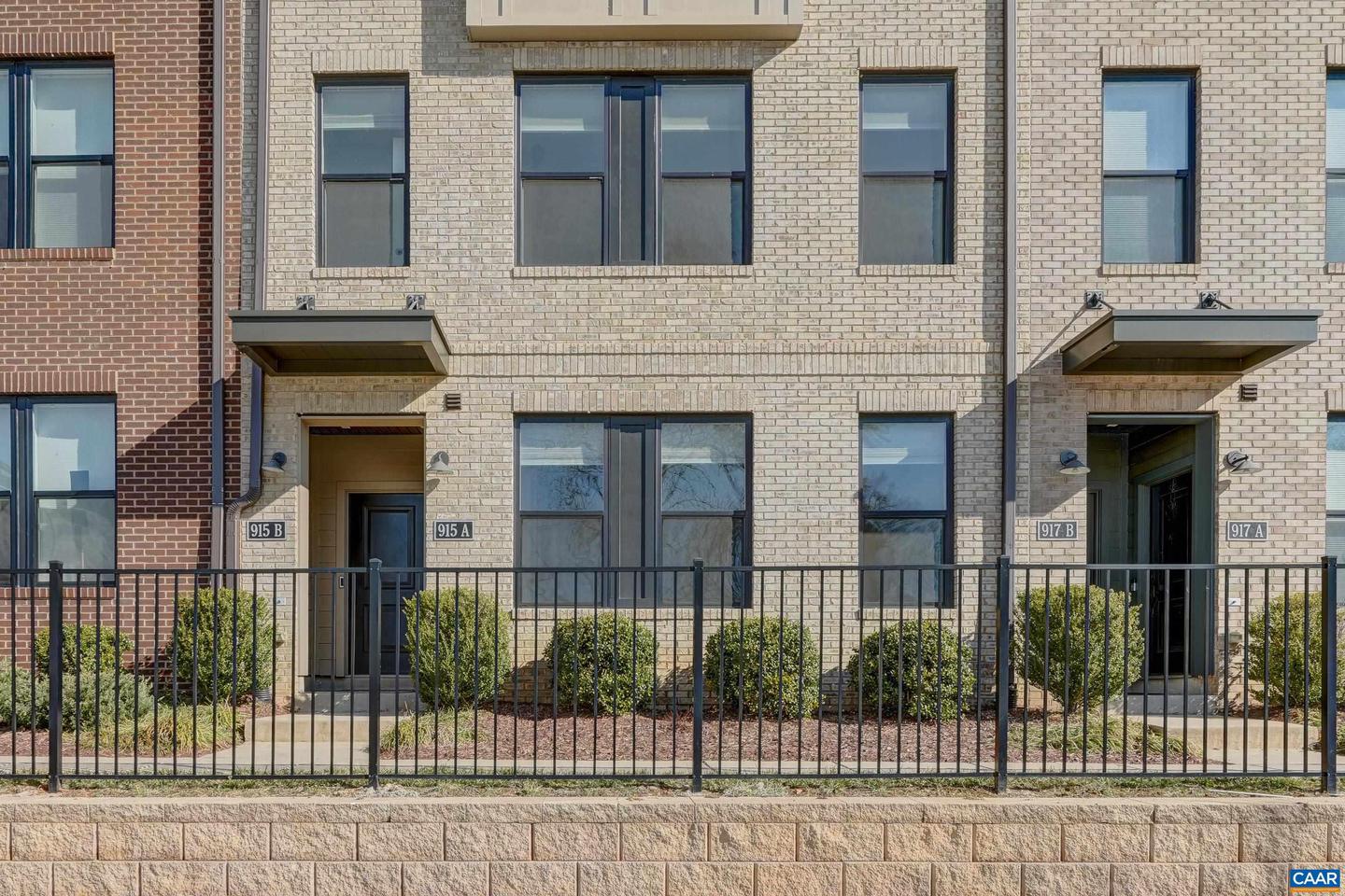 915 SALAMANDER ST #A, CHARLOTTESVILLE, Virginia 22911, 2 Bedrooms Bedrooms, ,2 BathroomsBathrooms,Residential,For sale,915 SALAMANDER ST #A,673259 MLS # 673259 915 SALAMANDER ST #A, CHARLOTTESVILLE, Virginia 22911, 2 Bedrooms Bedrooms, ,2 BathroomsBathrooms,Residential,For sale,915 SALAMANDER ST #A,673259 MLS # 673259