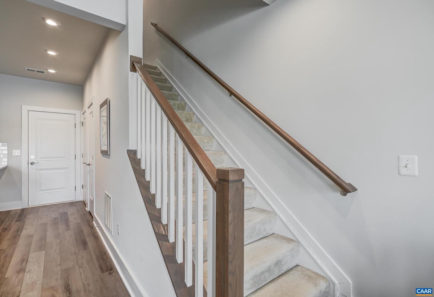 915 SALAMANDER ST #A, CHARLOTTESVILLE, Virginia 22911, 2 Bedrooms Bedrooms, ,2 BathroomsBathrooms,Residential,For sale,915 SALAMANDER ST #A,673259 MLS # 673259 915 SALAMANDER ST #A, CHARLOTTESVILLE, Virginia 22911, 2 Bedrooms Bedrooms, ,2 BathroomsBathrooms,Residential,For sale,915 SALAMANDER ST #A,673259 MLS # 673259