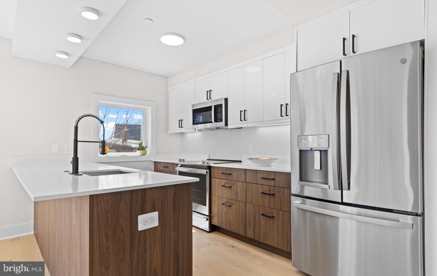 919 12TH ST NE #A201, WASHINGTON, District Of Columbia 20002, 1 Bedroom Bedrooms, ,1 BathroomBathrooms,Residential,For sale,919 12TH ST NE #A201,DCDC2246028 MLS # DCDC2246028